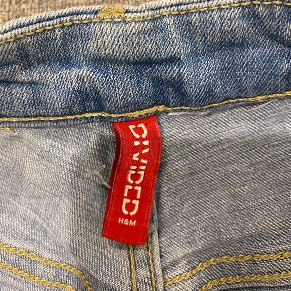 Divided Red Concept Jeans - Picture 2 of 6